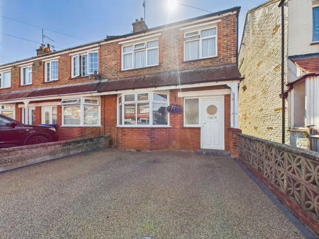 Chancton Close, Worthing, BN11