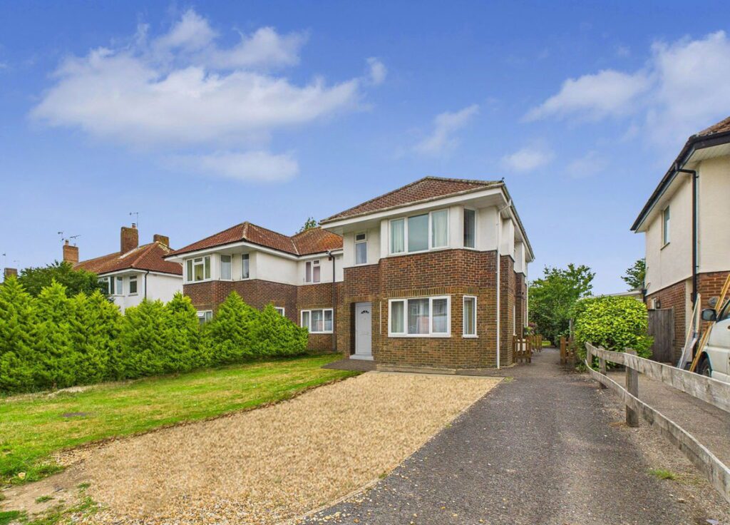 Ardingly Drive, Goring-by-Sea, Worthing, BN12