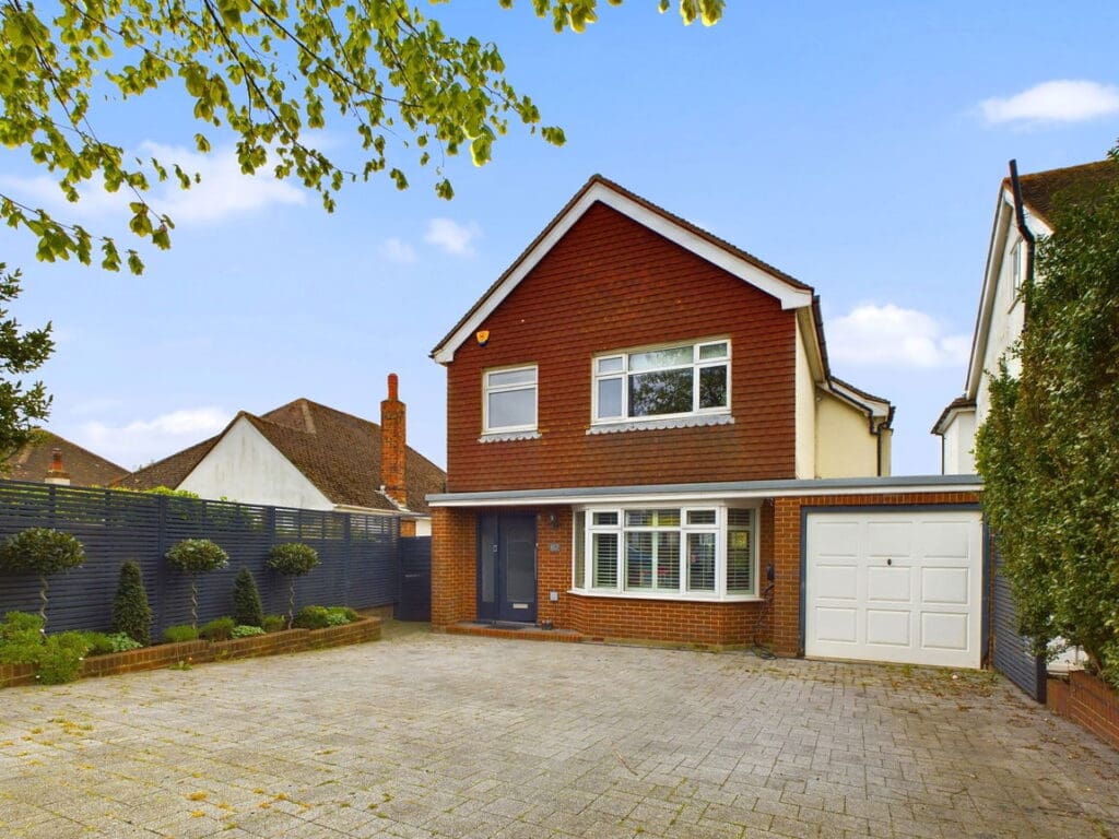 Southwick Street, Southwick