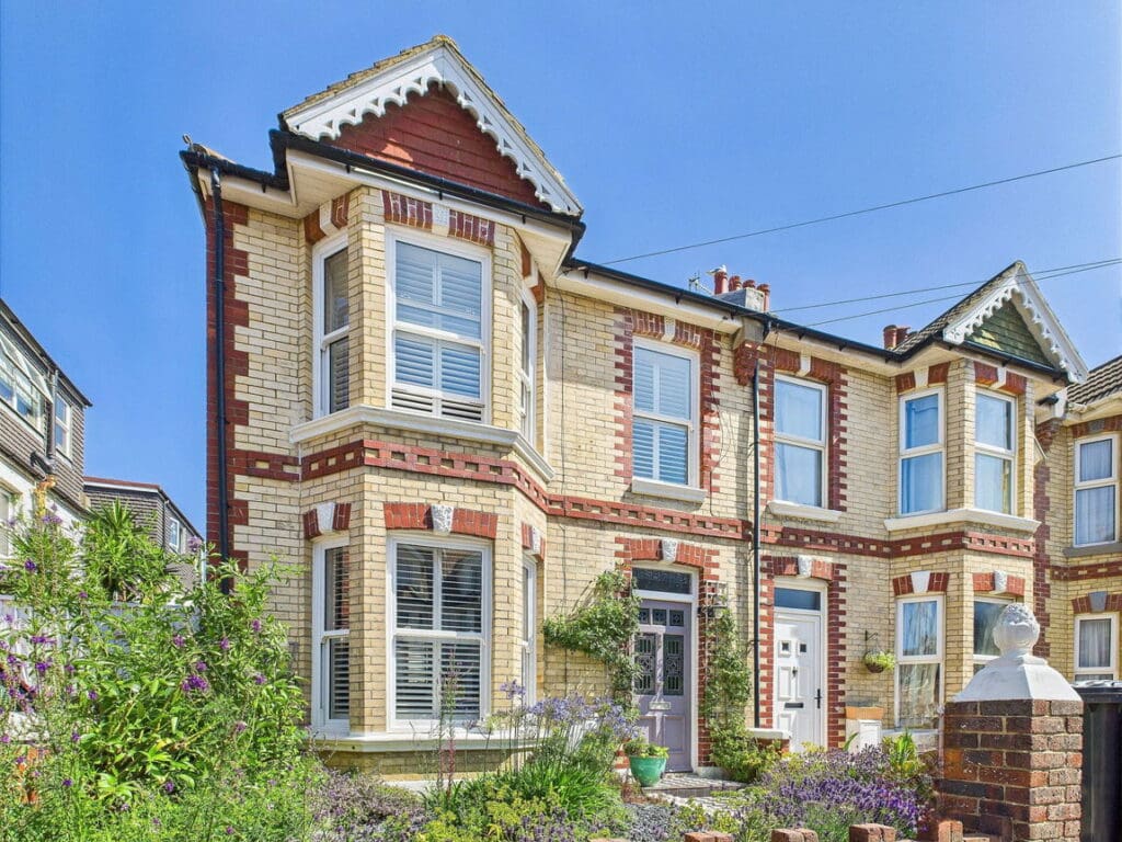 St. Aubyns Road, Portslade, BN41 1AB