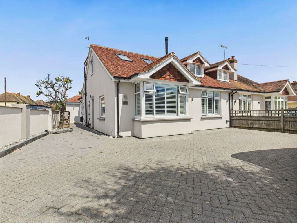 Crabtree Lane, Lancing, BN15 9PW