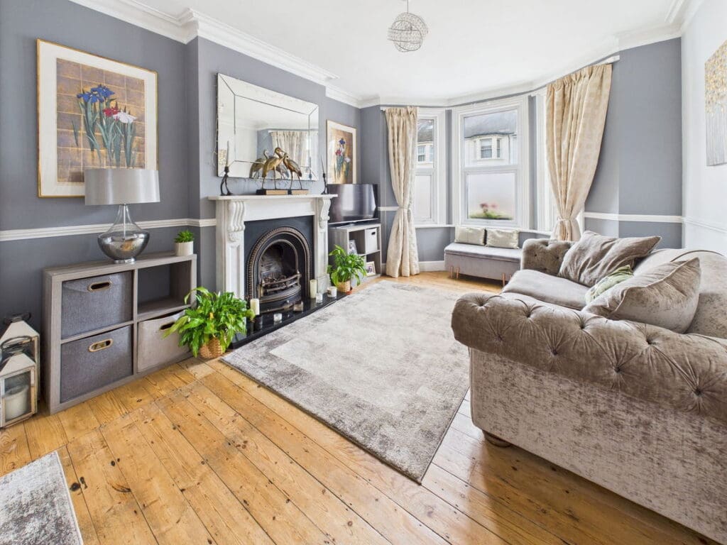 Southview Road, Southwick