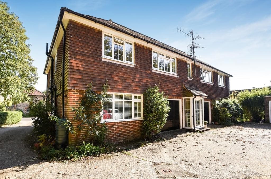 High Street, Findon, BN14 0SY