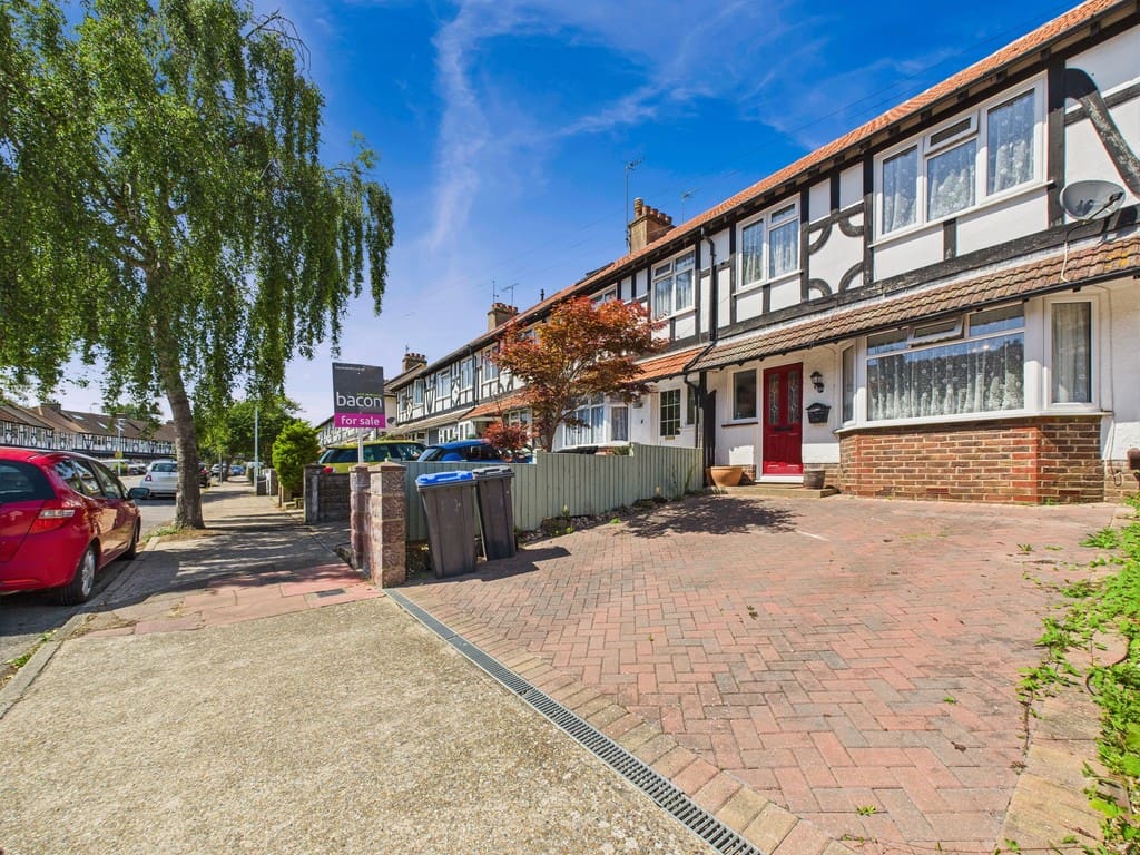 Downlands Avenue, Worthing, BN14 9HD