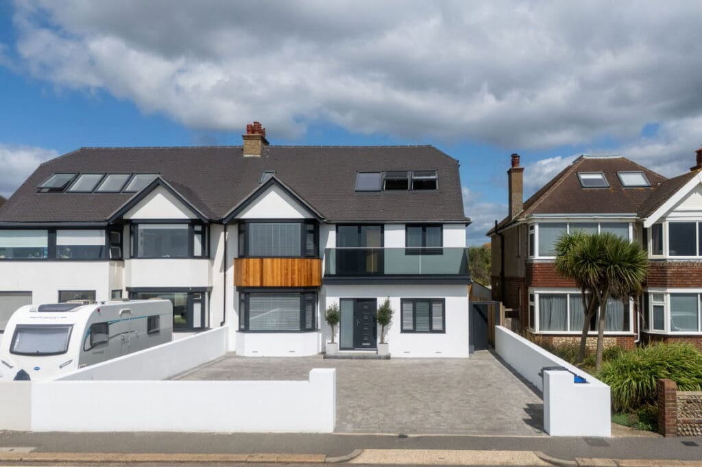Brighton Road, Worthing, BN11 2HG