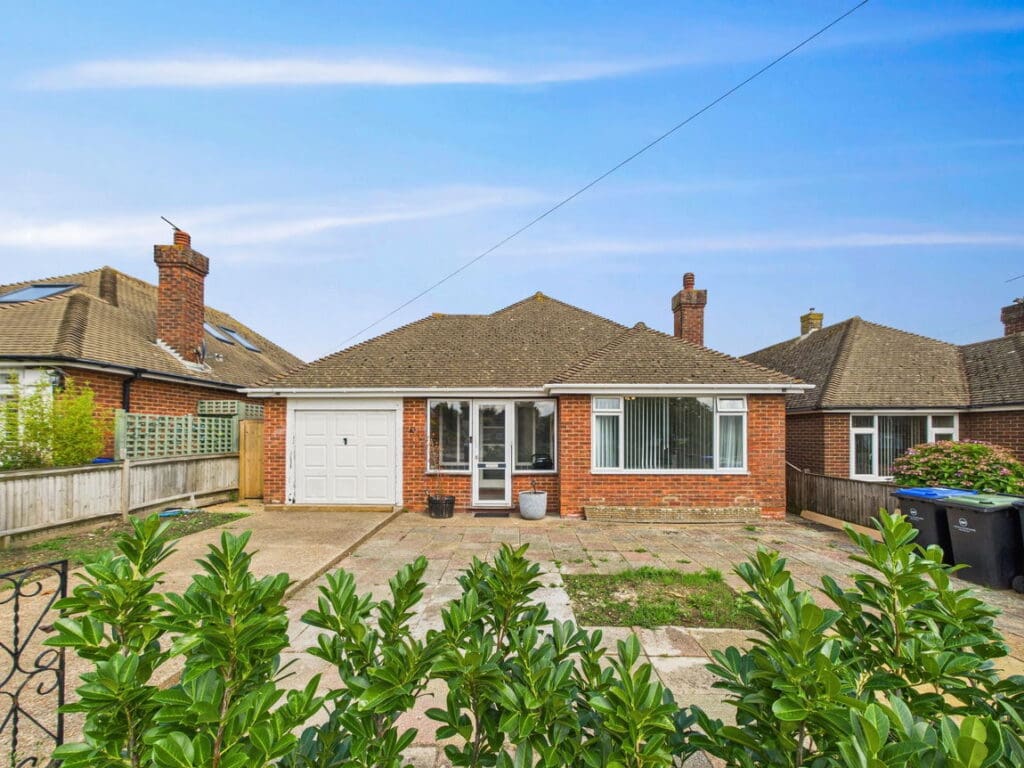 Exmoor Crescent, Worthing, BN13 2PL