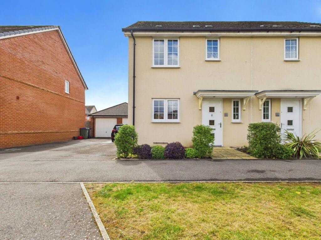 Ernest Fitches Way, Littlehampton, BN17 7EP