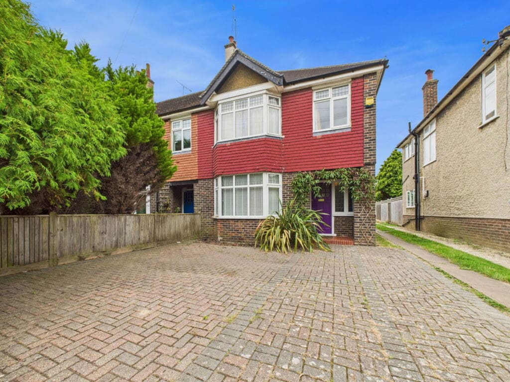 Heene Road, Worthing, BN11
