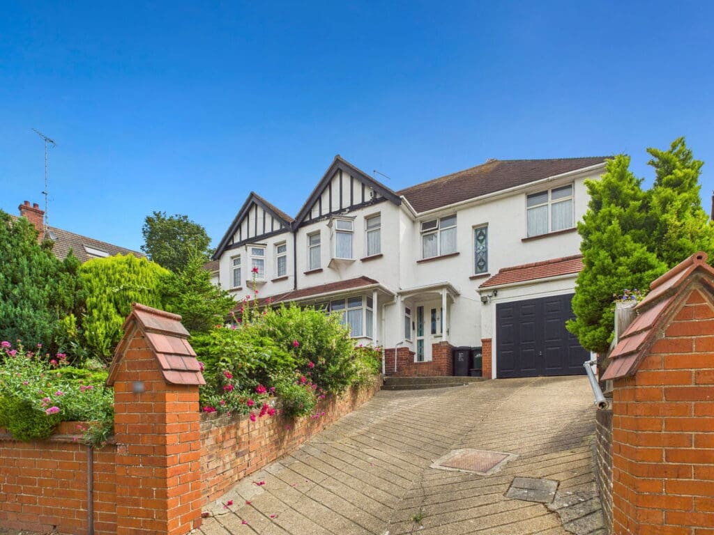 Goldstone Crescent, Hove, BN3 6LR