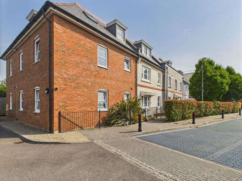 Orme Road, Worthing BN11 4FG