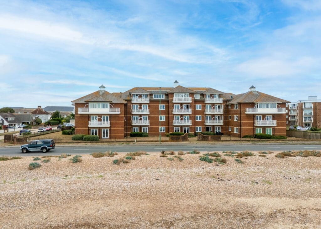 Harsfold Road, Rustington, BN16 2NT