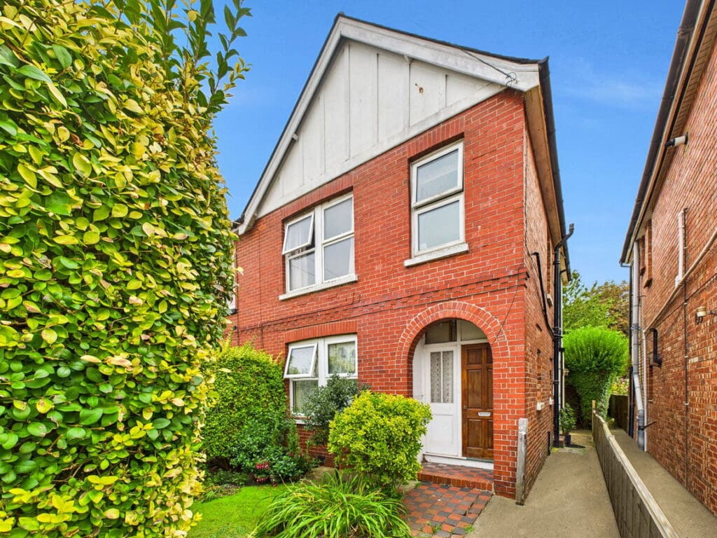 Bridge Road, Worthing, BN14 7BU